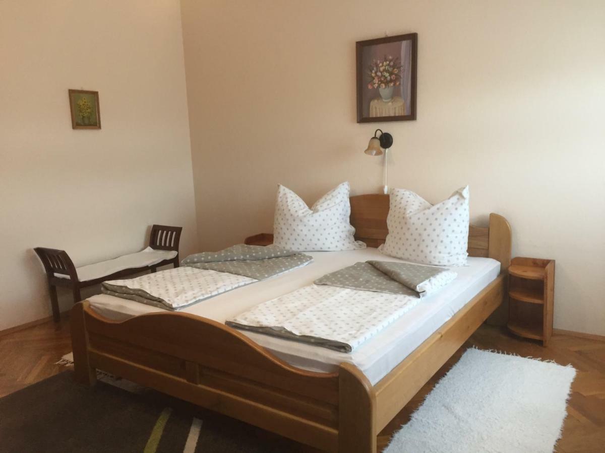 Lazar Apartmanok Hévíz Eksteriør bilde
